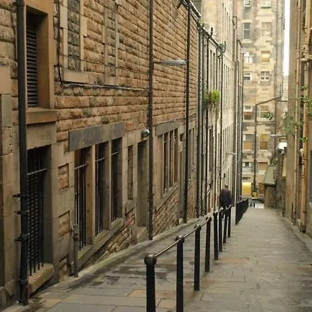 Luxury Royal Mile Boutique 2Bedroom Apartment Edinburgh Exterior foto